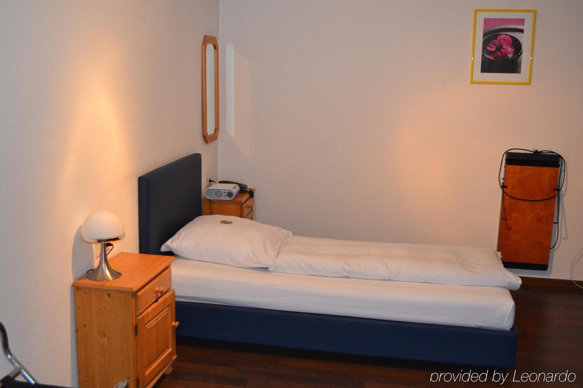 Hotel Domino Στουτγκάρδη Εξωτερικό φωτογραφία